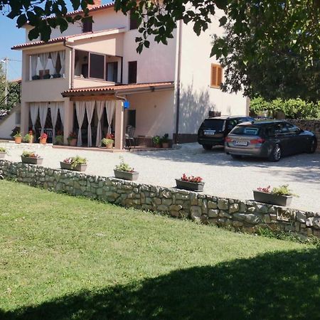 Apartmani Antonija Vozilici 外观 照片