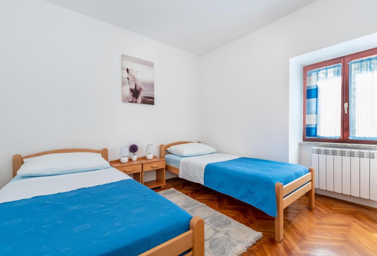 Apartmani Antonija Vozilici 外观 照片