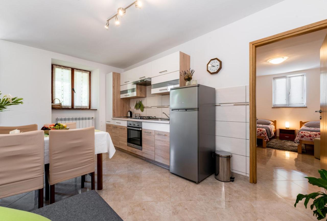 Apartmani Antonija Vozilici 外观 照片